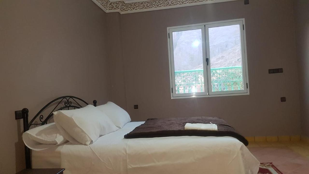 Auberge Restaurant Fatihi Freres 廷吉尔 外观 照片