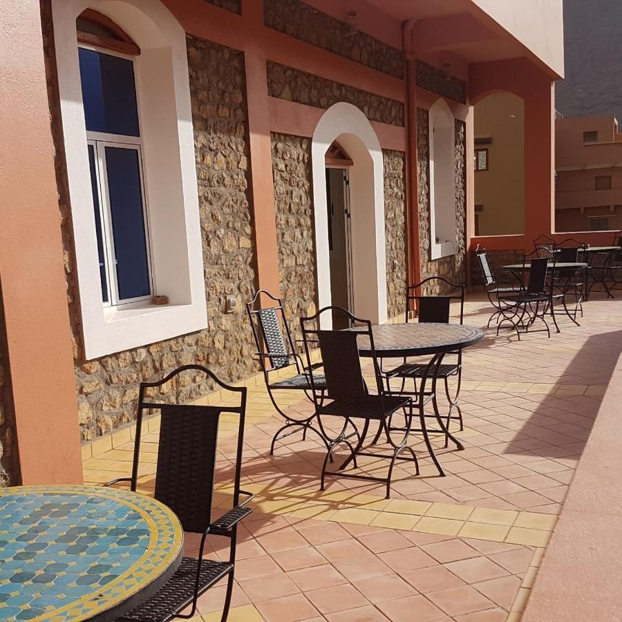 Auberge Restaurant Fatihi Freres 廷吉尔 外观 照片